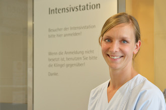 Neues Positionspapier für Angehörigenbesuche im Krankenhaus in der Pandemie