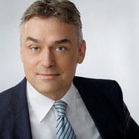 Jens Minneker übernimmt die neugeschaffene Position des CIO